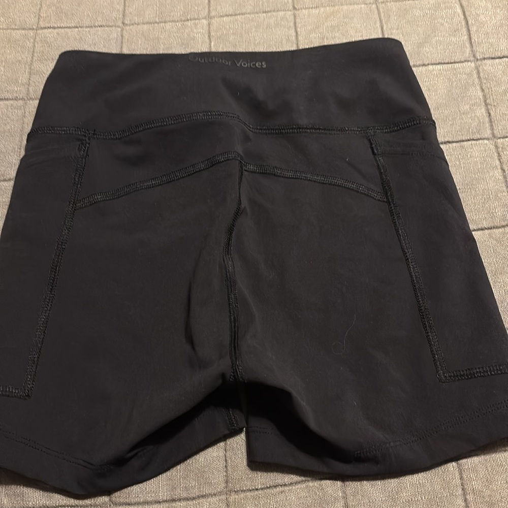 Outdoor voices running shorts - Picture 3 of 3